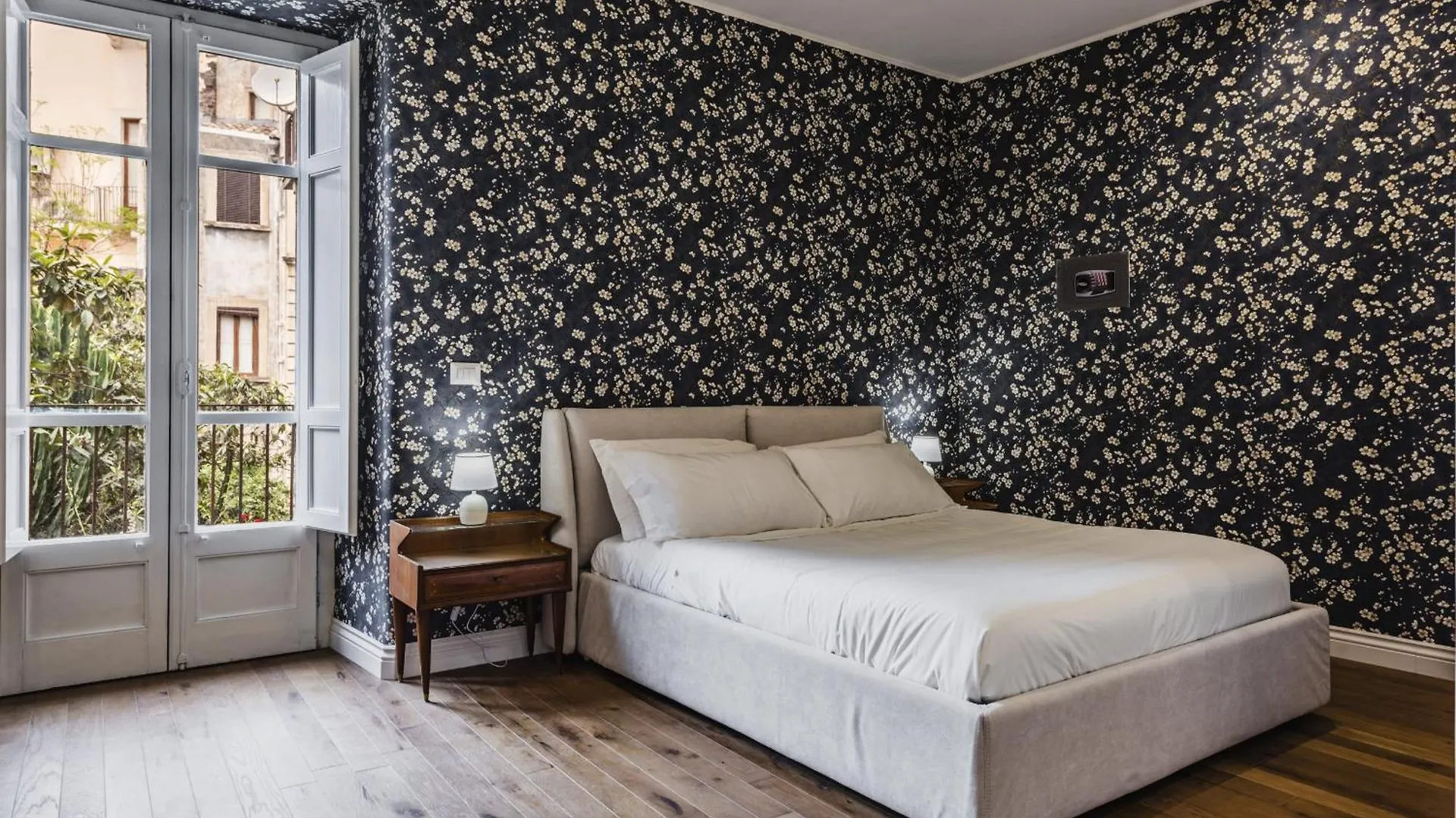 Upscale Urban Apartment By Wonderful Italy Катания